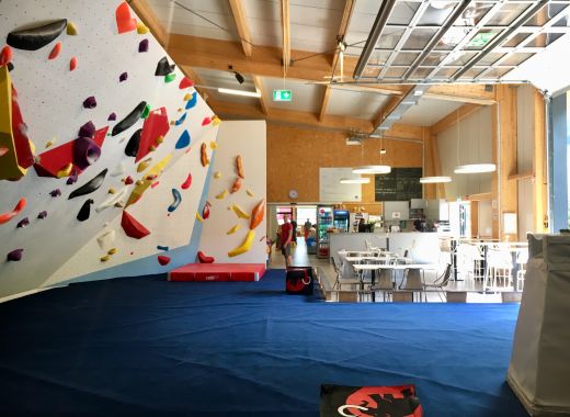 Salle de bloc Vertic’Halle à Monthey - #6