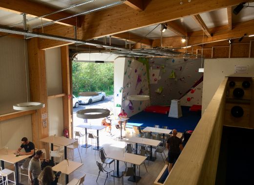 Salle de bloc Vertic’Halle à Monthey - #10